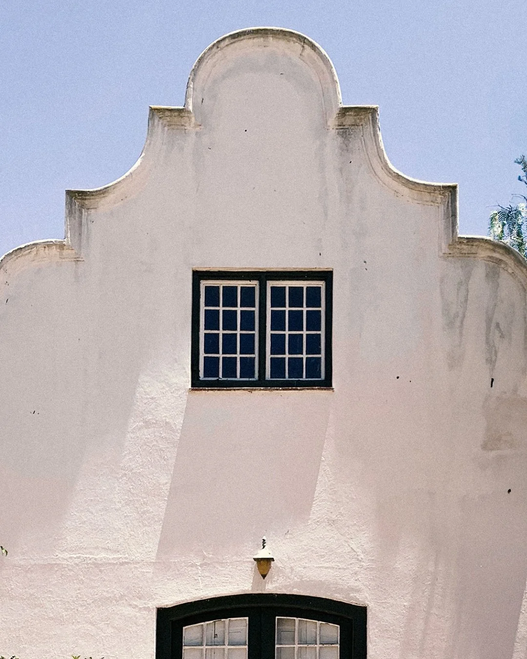 Kersefontein: Kapholländische Giebel am Berg River